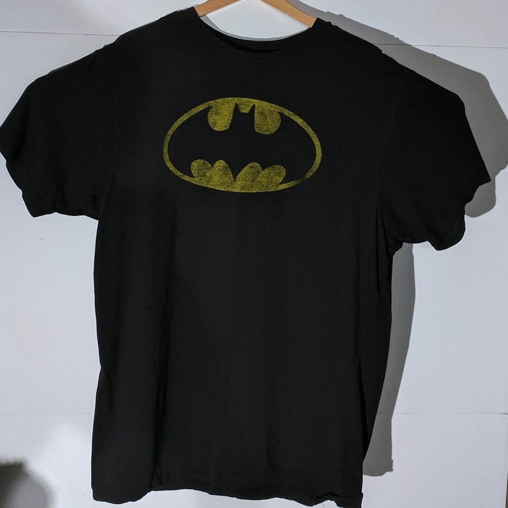 Batman Logo graphic tee